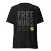 Free Hugs (Just Don’t Be Weird About It) – Premium Poppersona T-Shirt - 画像 (6)